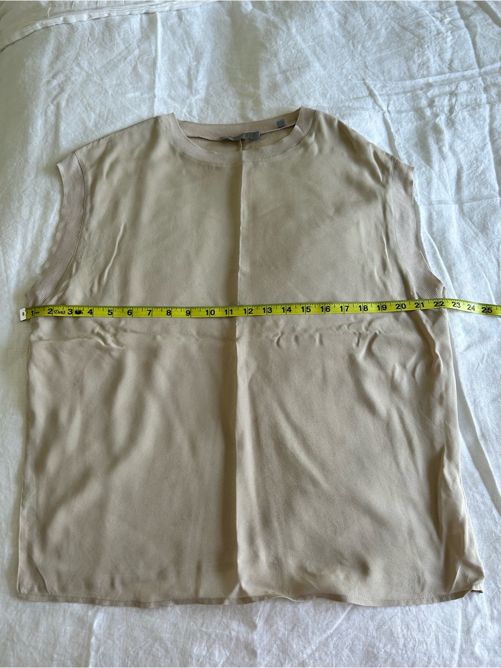 Vince 100% Silk Sleeveless Tank Top in Light Beige